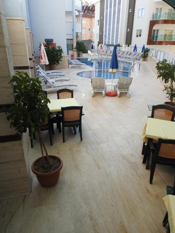 Sailor Apart Hotel - image 12