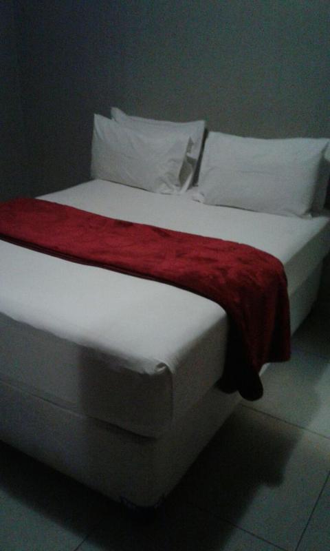 Central Lodge Hotels - image 11