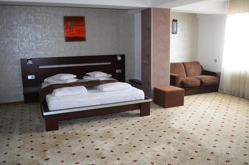 Hotel Premier - image 4