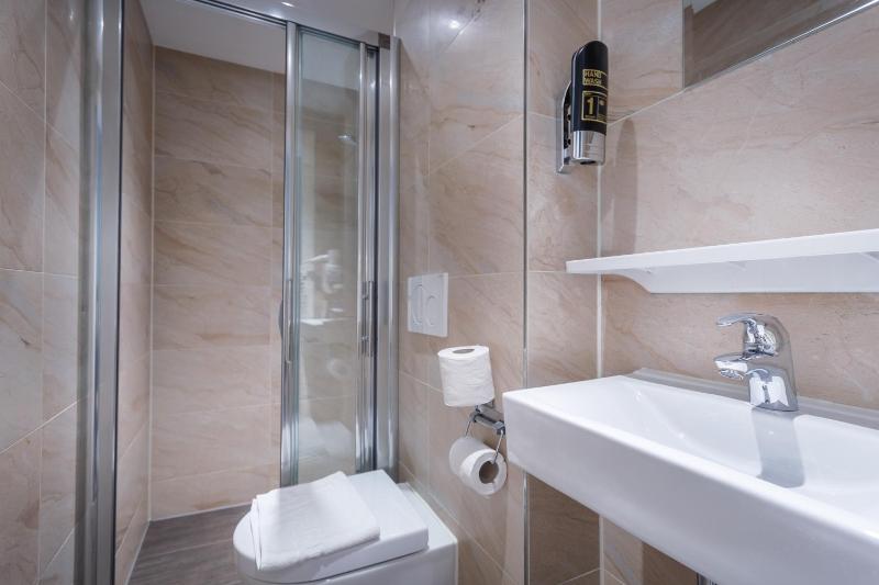 Single Room with Private Bathroom image 3