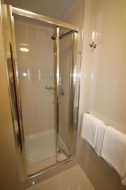 Triple Room image 2