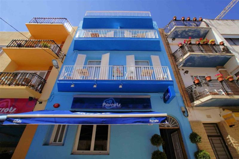 Parrots Sitges Hotel - image 42