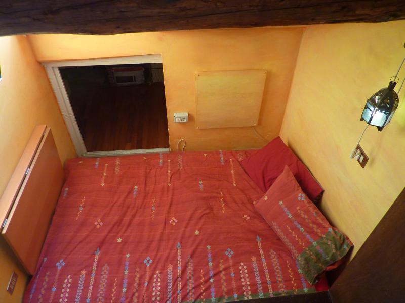 Economy Double Room image 2