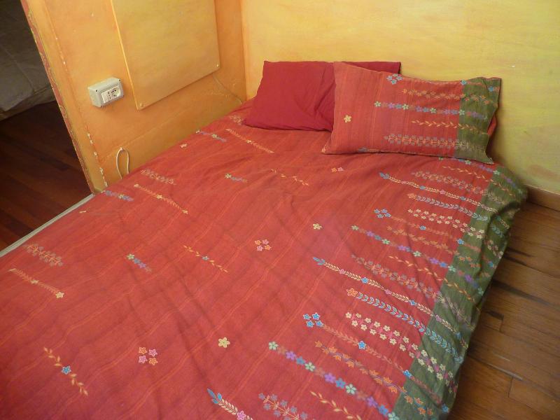 Economy Double Room image 3