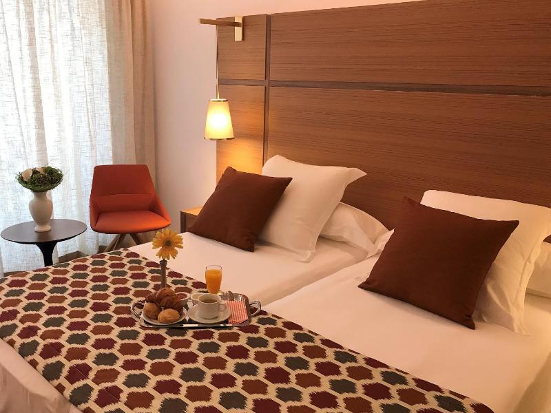  Standard Double  Room with Balcony image 4