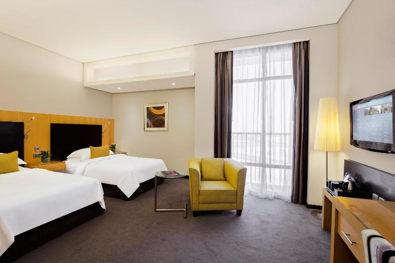 Studio - Twin Beds image 2