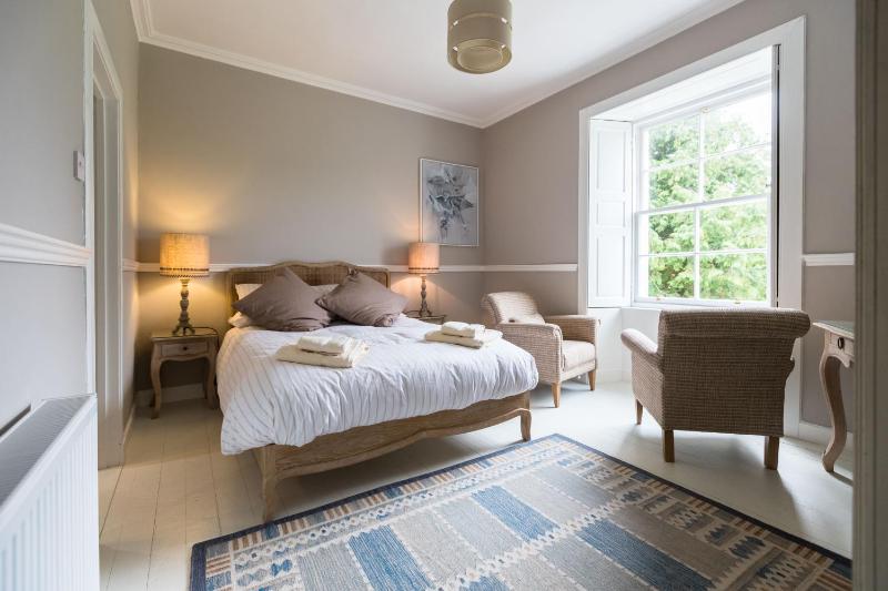 Deluxe Double Room with Shower image 3