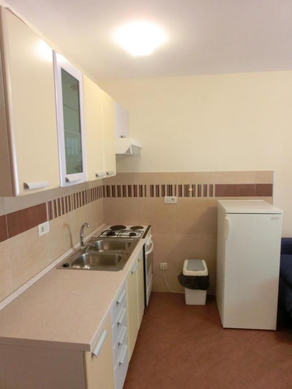 One-Bedroom Apartment with Sea View image 2