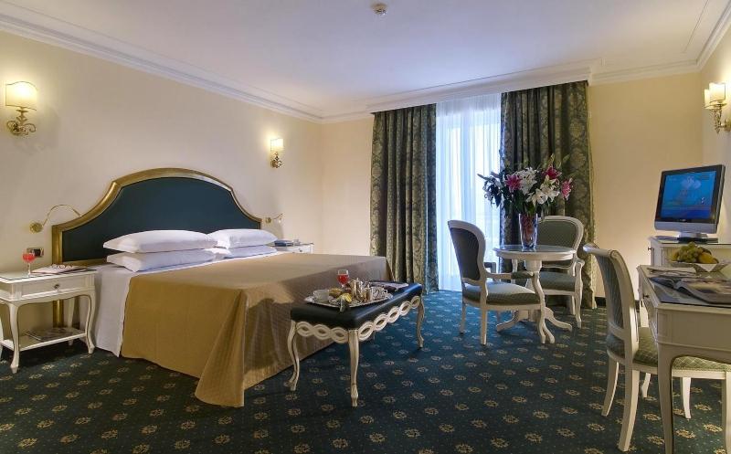 Double or Twin Room with Balcony image 1