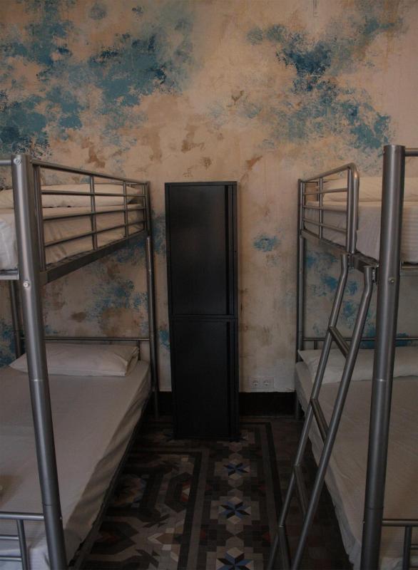 Single Bed in 6-Bed Dormitory Room image 3