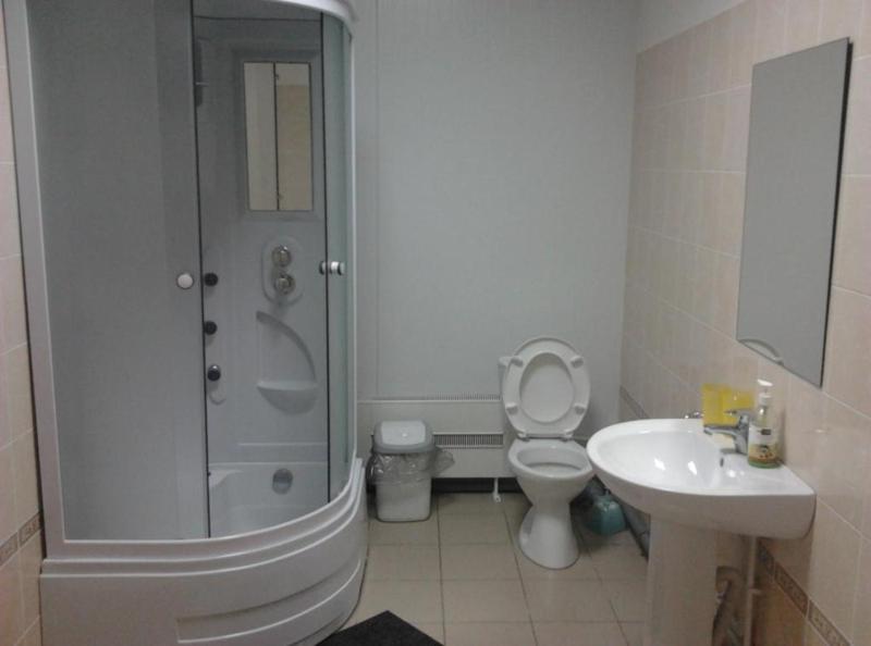 Twin Room image 2