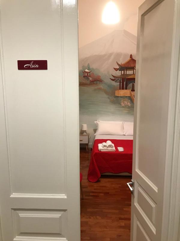 Double Room image 2