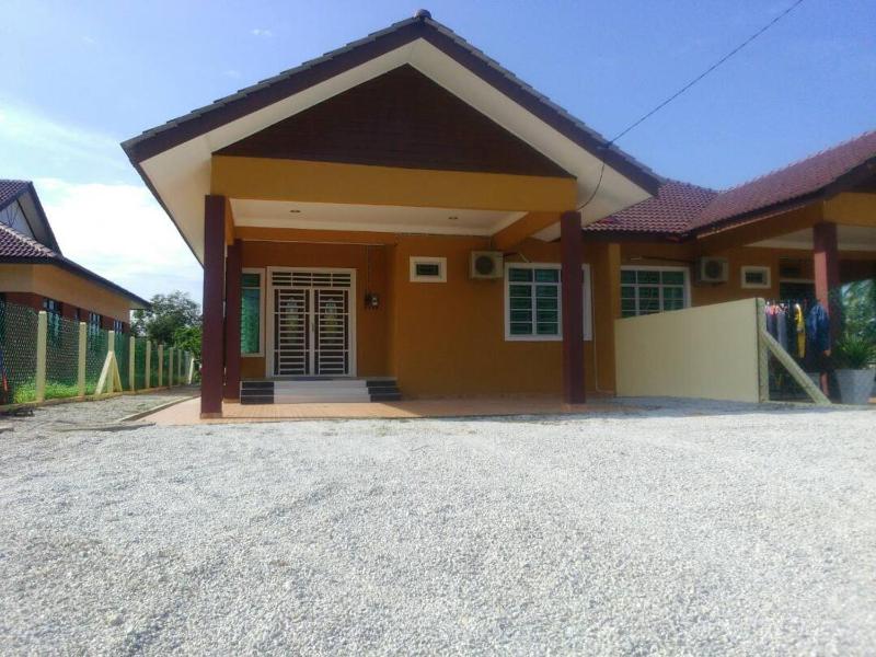 The Seroja Homestay Gong Badak - image 12