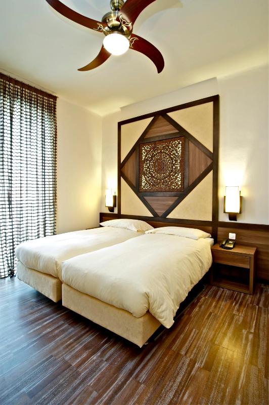 Double Room with Balcony and Mountain View image 3
