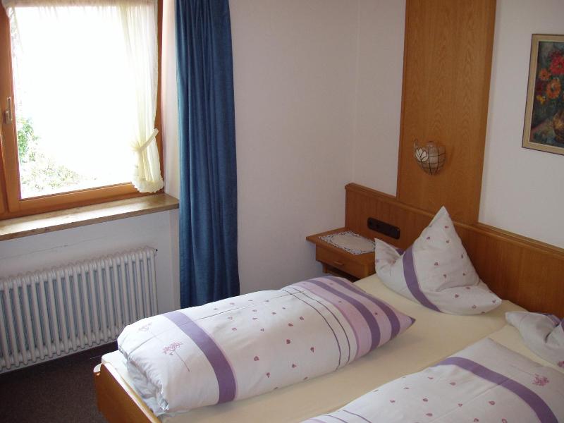 Gästehaus zur Färbe Apartments - image 4