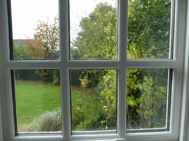 Standard Double Room image 3