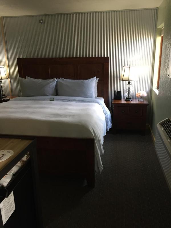 King Suite image 2