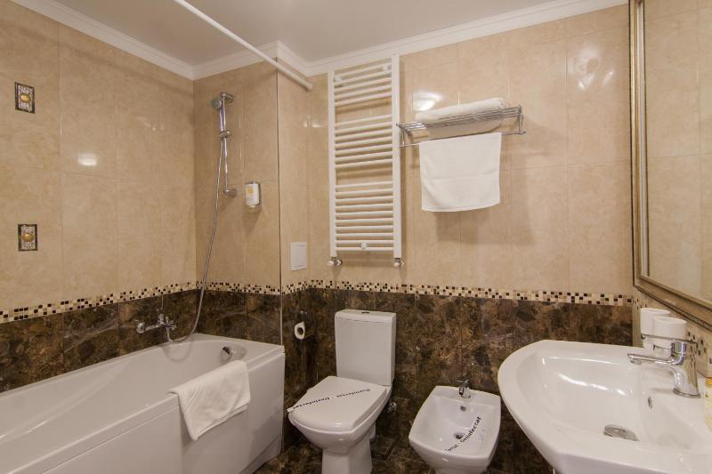 Superior Double or Twin Room image 3