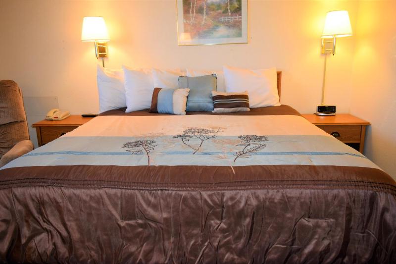 King Room image 1