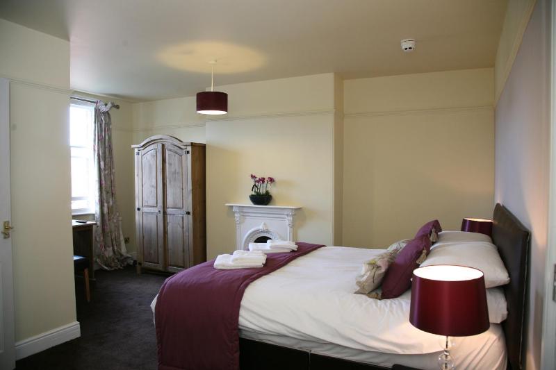 King Room image 1