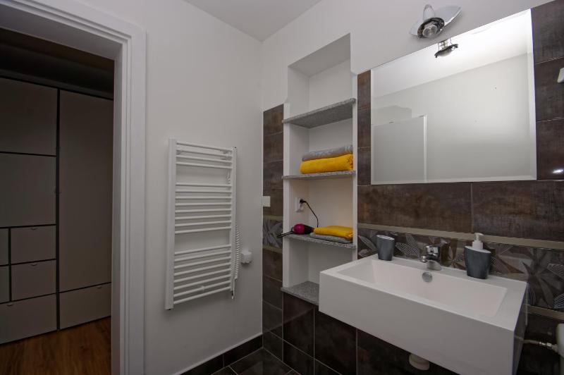 Apartment with Balcony image 2