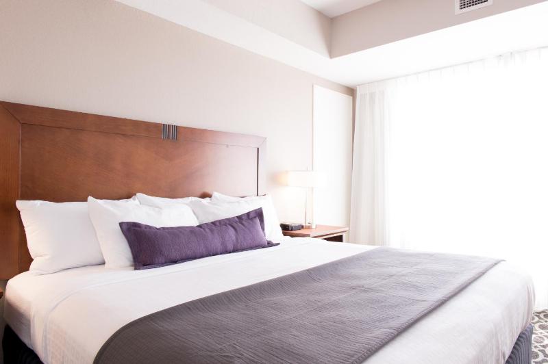 King Room image 3