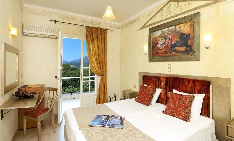 Single Room with Mountain View image 4
