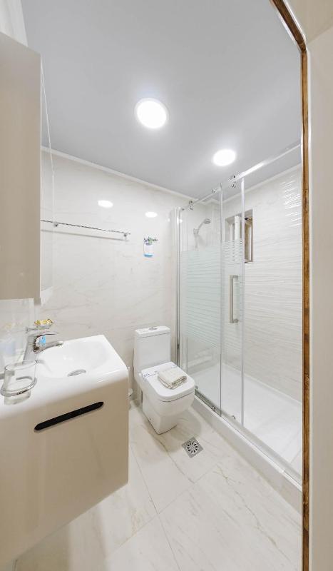 Apartment (2 Adults) image 4