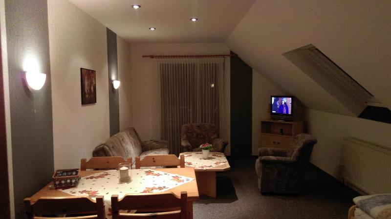 Apartment (4 Adults) image 3