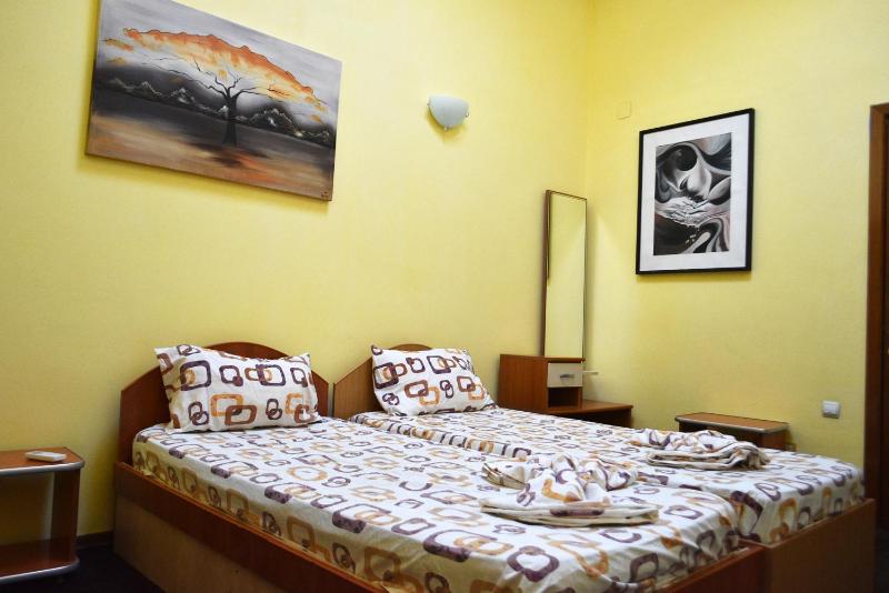 Double Room with Private Bathroom image 1