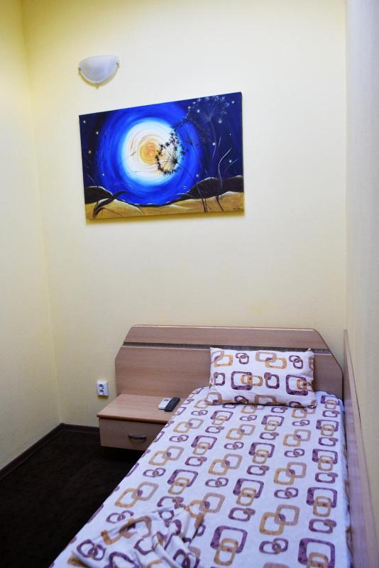Single Room with Private Bathroom image 1