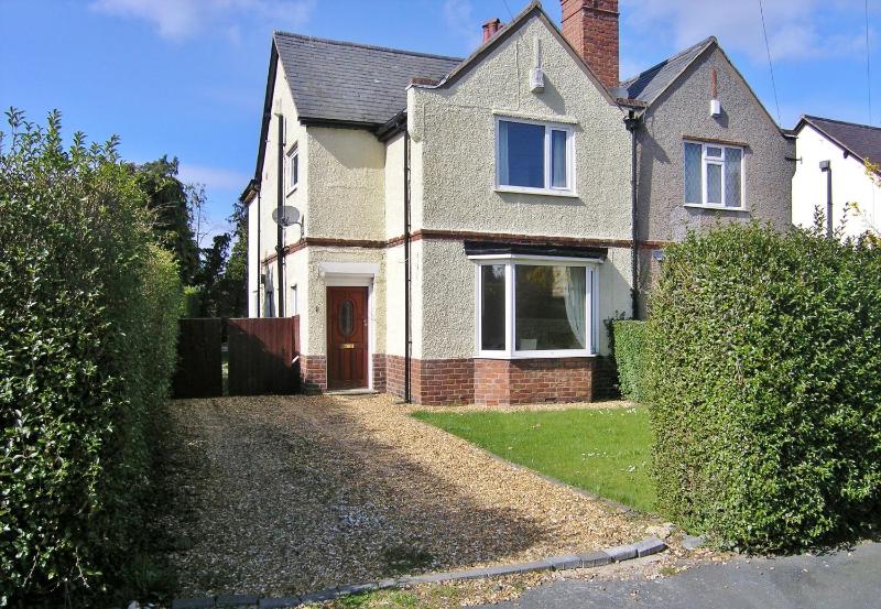 Zoo Cottage - image 13