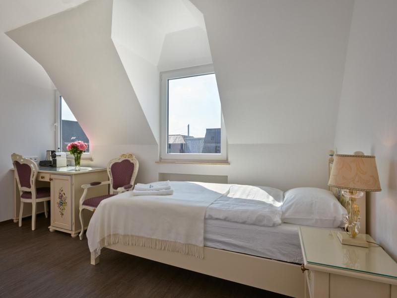 Apartment-Hotel am Rathaus - image 24