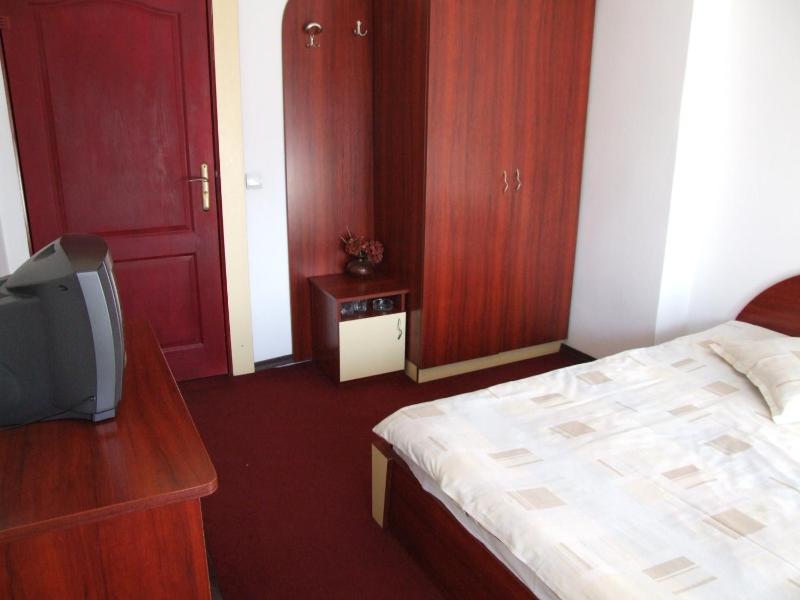Double or Twin Room image 1
