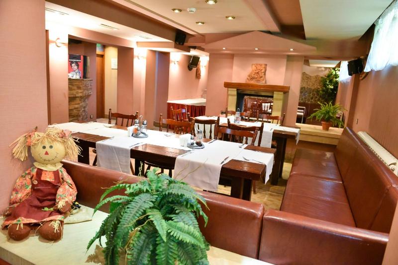 Martin Club Hotel - image 5