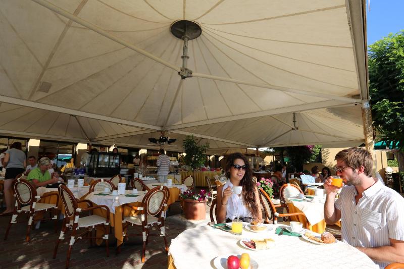 Hotel Le Acacie - image 18