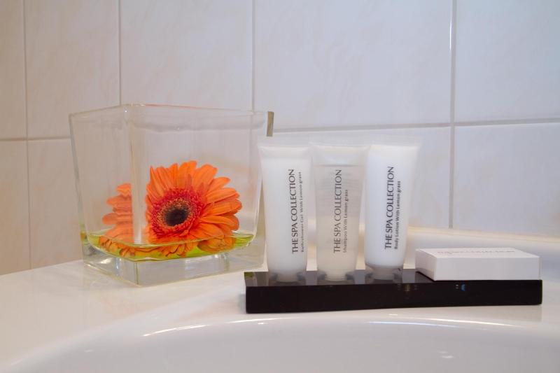 Comfort Double Room with Bath image 2