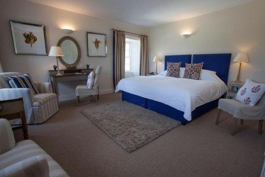 Superior Double or Twin Room image 1