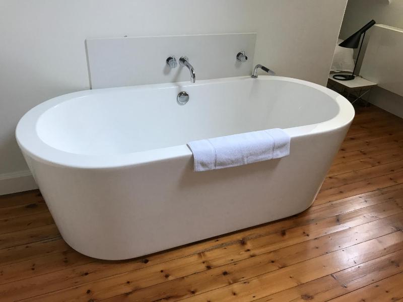 Standard Double Room with Bath image 2