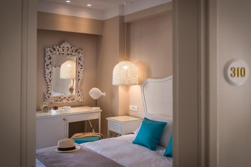 Mari Kristin Beach Hotel - image 6