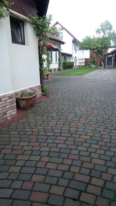 NEUSTADT Villa - image 11
