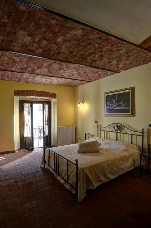 Two-Bedroom Apartment image 1