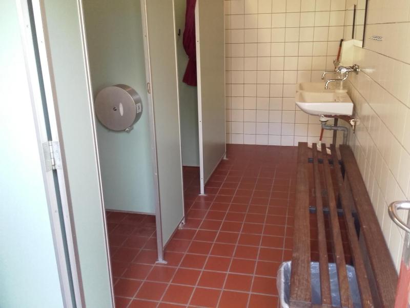 Cottage with Shared Bathroom image 3
