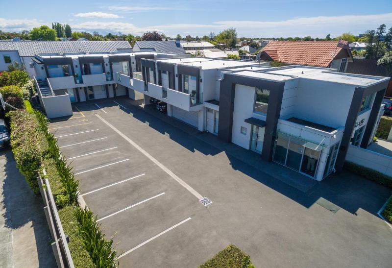 Bellano Motel Suites - image 9