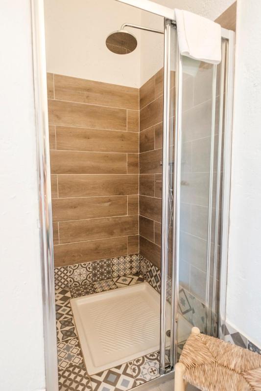 Double Room with Terrace image 3