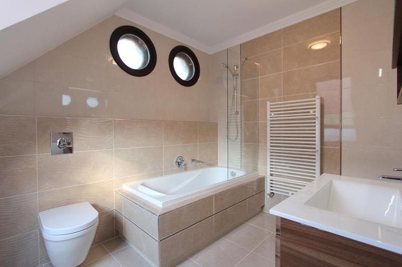 Deluxe Apartment image 1