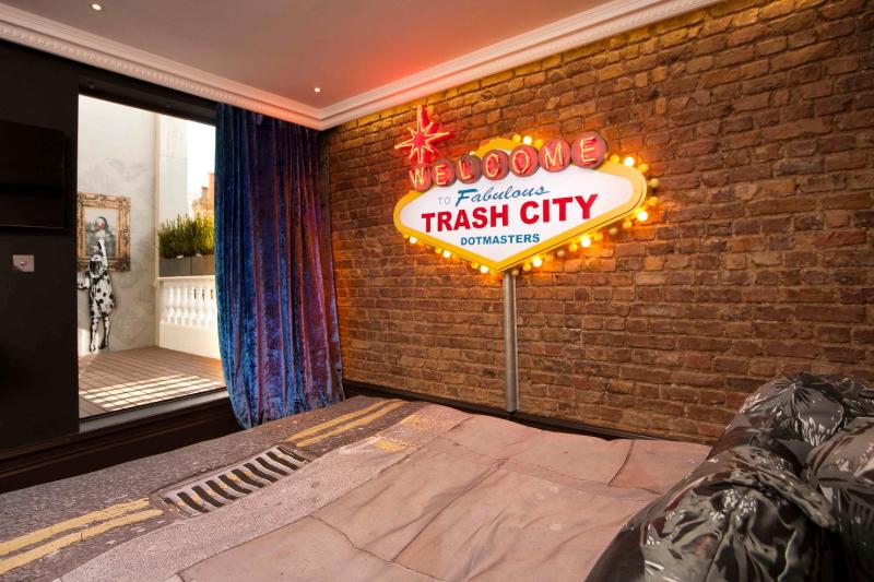 Trash City Suite image 1