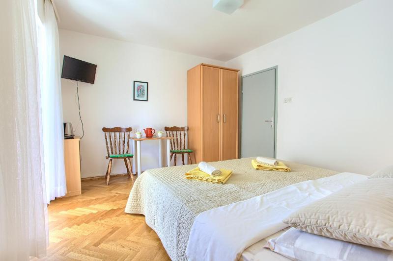 Apartments Vlatko - image 14