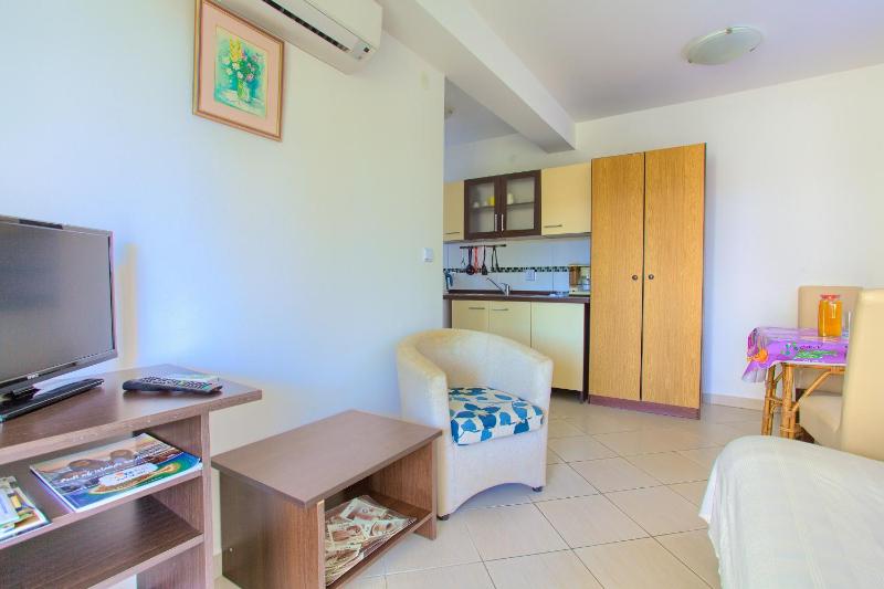 Apartments Vlatko - image 33