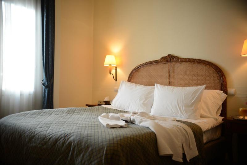 Superior  Room image 2